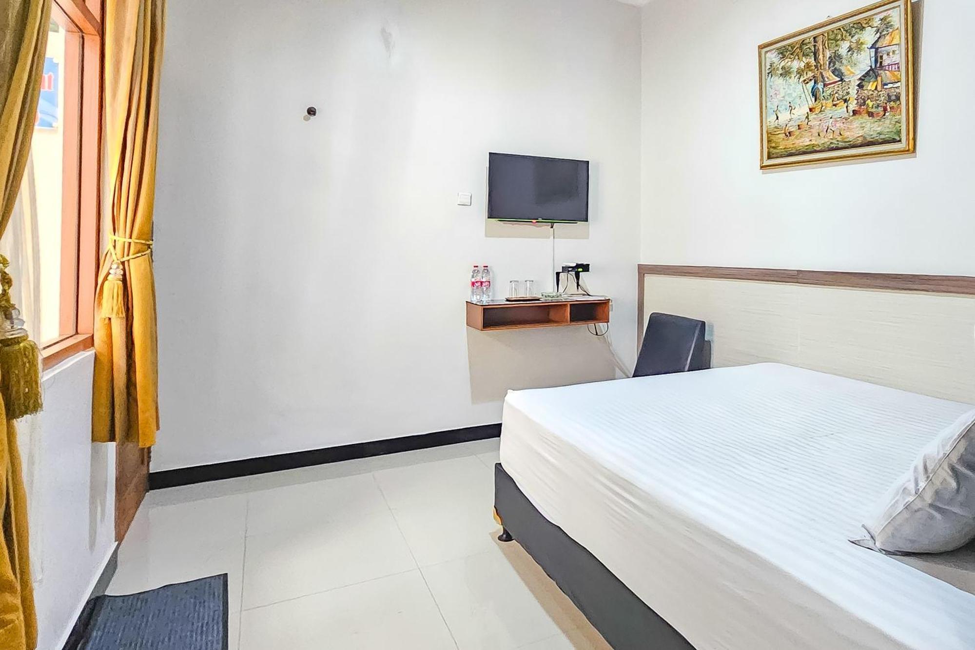 Wisma Brata Mitra Reddoorz Sukabumi Exterior photo